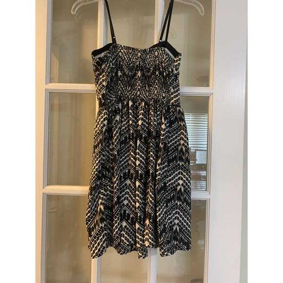 Delias black and white spaghetti straps mini patterned dress womens size small - Picture 6 of 6